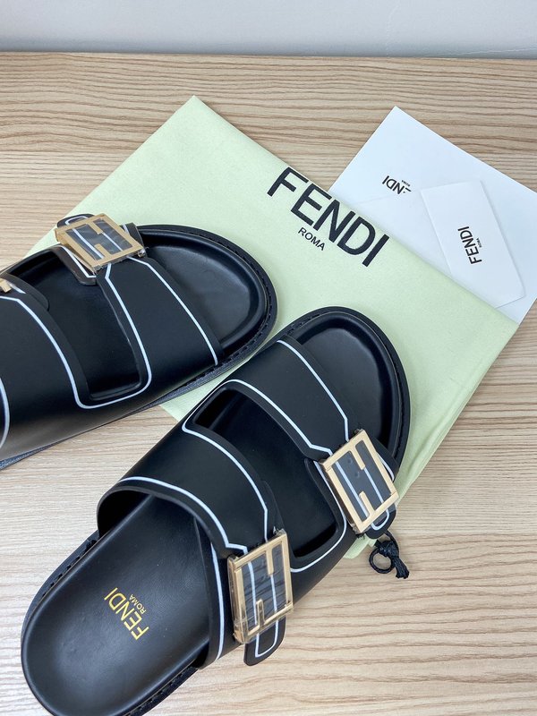 펜디 FF 로고 더블 스트랩 플랫 샌들 001-221082