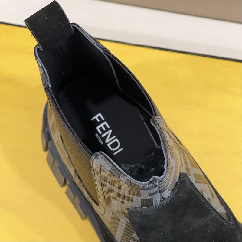 펜디 FENDI 블랙 가죽 앵클 부츠 001-221090