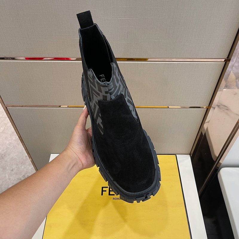 펜디 FENDI 블랙 가죽 앵클 부츠 001-221090