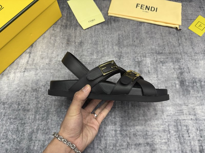 펜디 Fendi신상 남성용 슬리퍼 001-221099
