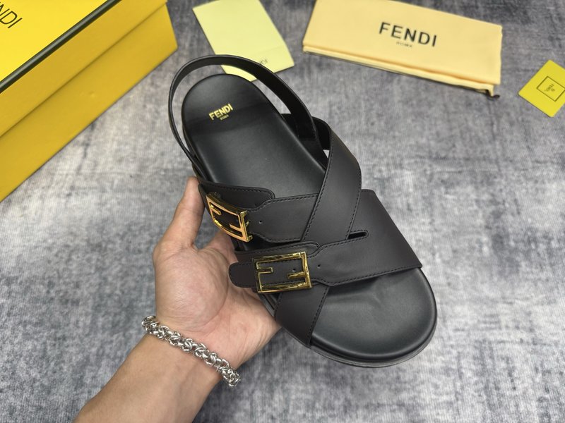 펜디 Fendi신상 남성용 슬리퍼 001-221099
