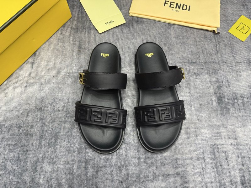 펜디 Fendi 신규 남성 슬리퍼 001-221100