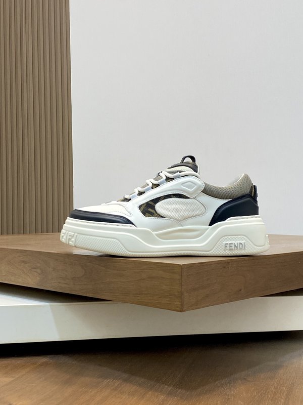 펜디 FENDI 메쉬 캐주얼 운동화 001-221107