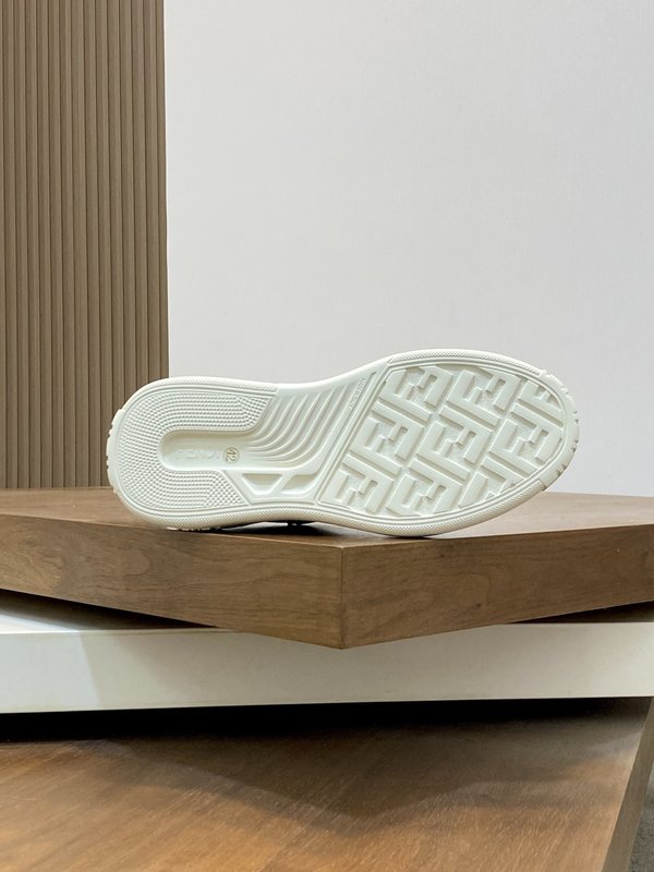 펜디 FENDI 메쉬 캐주얼 운동화 001-221107