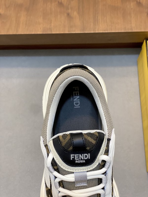 펜디 FENDI 메쉬 캐주얼 운동화 001-221107