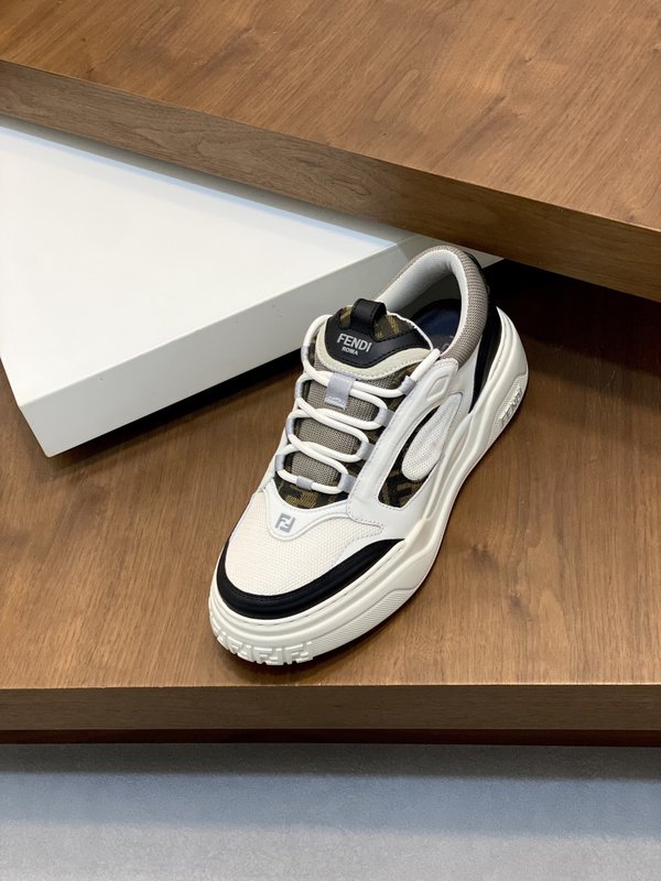 펜디 FENDI 메쉬 캐주얼 운동화 001-221107