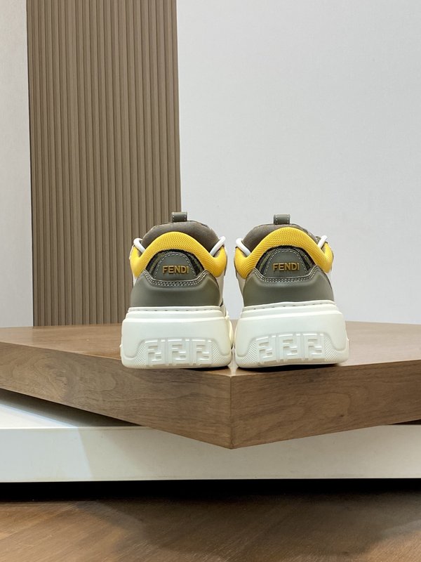 펜디 FENDI 럭셔리 캐주얼 운동화 001-221109