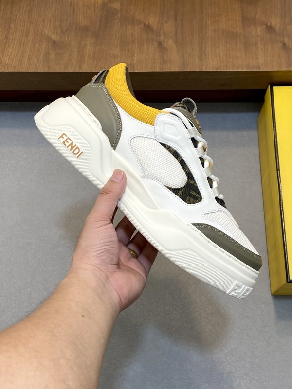 펜디 FENDI 럭셔리 캐주얼 운동화 001-221109