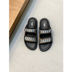 펜디 클래식 몬스터 패턴 슬리퍼 샌들 001-221118
