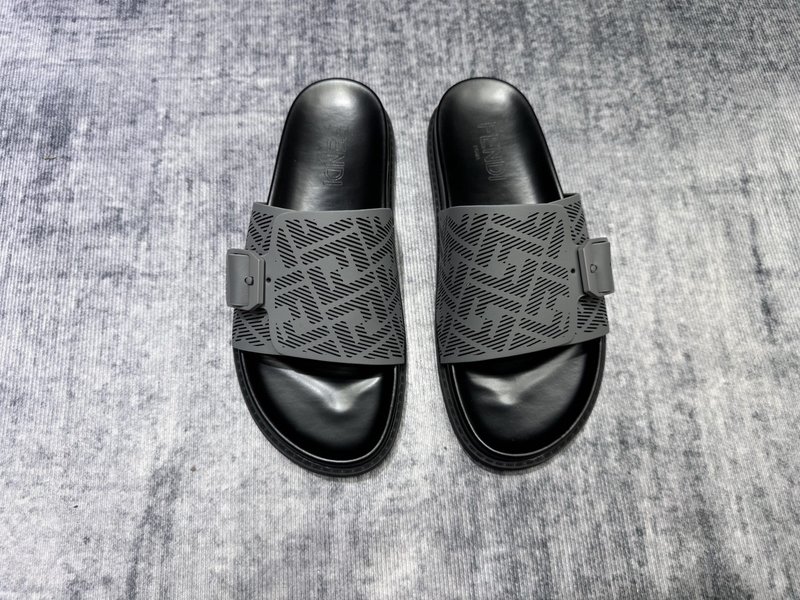 펜디 FENDI 블랙 슬리퍼 001-221154