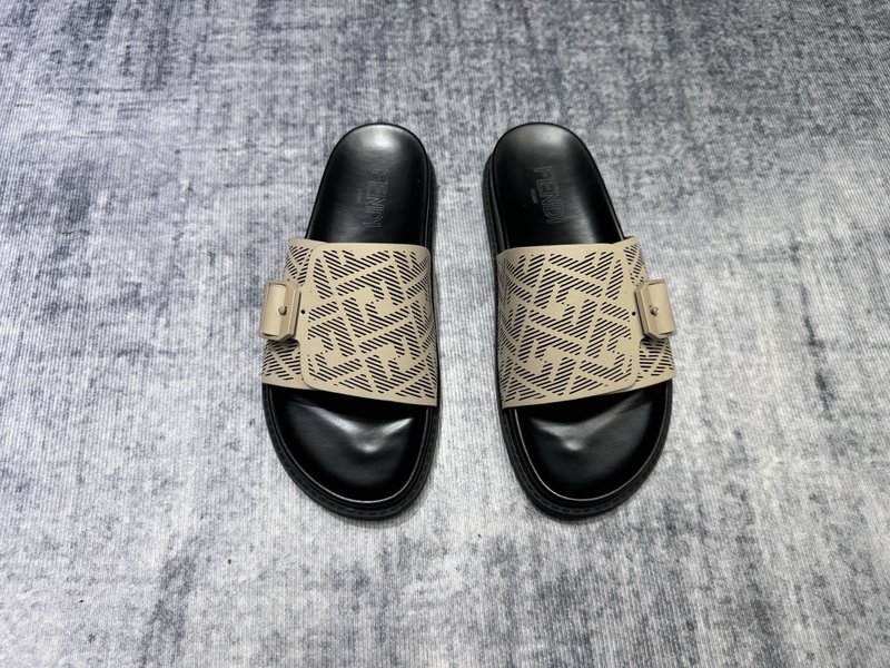 펜디 FENDI 클래식 로고 슬리퍼 001-221155