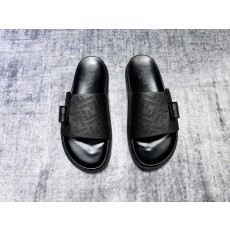 펜디 FENDI 남성 블랙 슬리퍼 001-221167