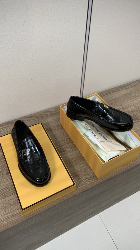 펜디 남성 비즈니스 캐주얼 로퍼 001-221207