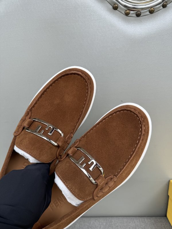 펜디 FENDI 남성 캐주얼 가죽 로퍼 001-221233
