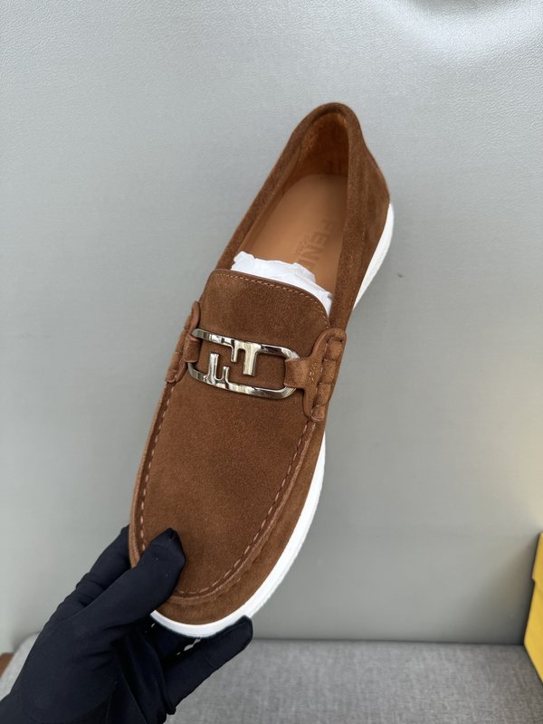 펜디 FENDI 남성 캐주얼 가죽 로퍼 001-221233