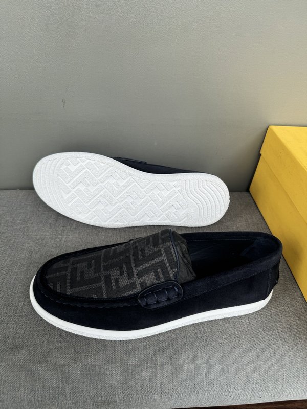 펜디 FENDI 남성 캐주얼 가죽 로퍼 001-221237
