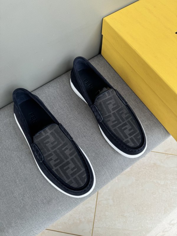 펜디 FENDI 남성 캐주얼 가죽 로퍼 001-221237