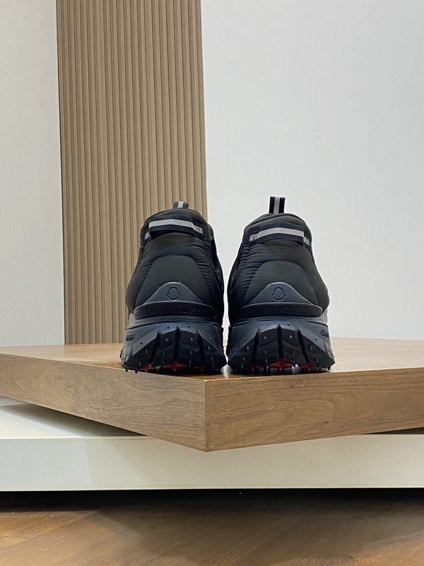 몽클레어 MONCLER 수입 방수 캔버스 캐주얼 슈즈 001-221247