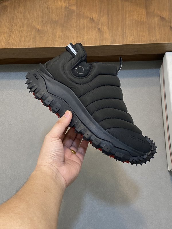 몽클레어 MONCLER 수입 방수 캔버스 캐주얼 슈즈 001-221247