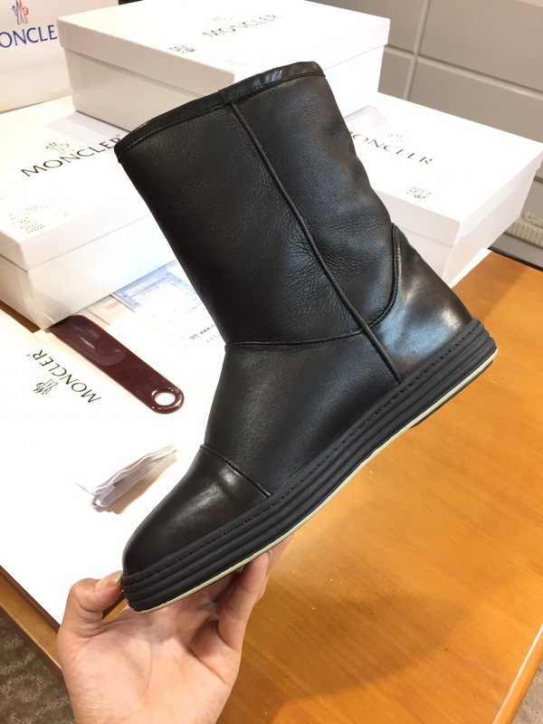 몽클레어 클래식 블랙 부츠 001-221300