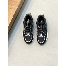몽클레어 남성 운동화 가죽 소재 001-221342