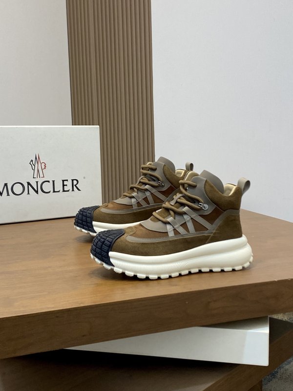 몽클레어 남성 운동통기성 메쉬 슈즈 001-221403
