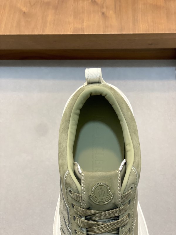 몽클레어 MONCLER 하이엔드 캐주얼 운동화 001-221440