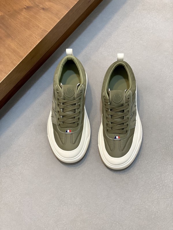 몽클레어 MONCLER 하이엔드 캐주얼 운동화 001-221440