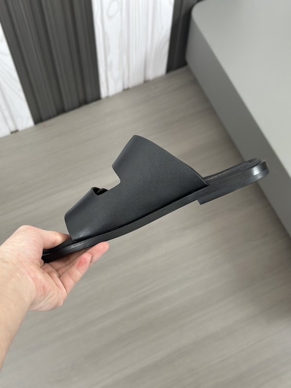 발렌티노 남성용 가죽 바닥 슬리퍼 001-221447
