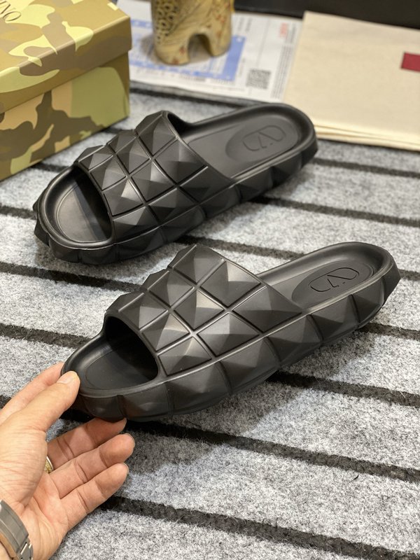 발렌티노 클래식 슬립온 샌들 001-221526