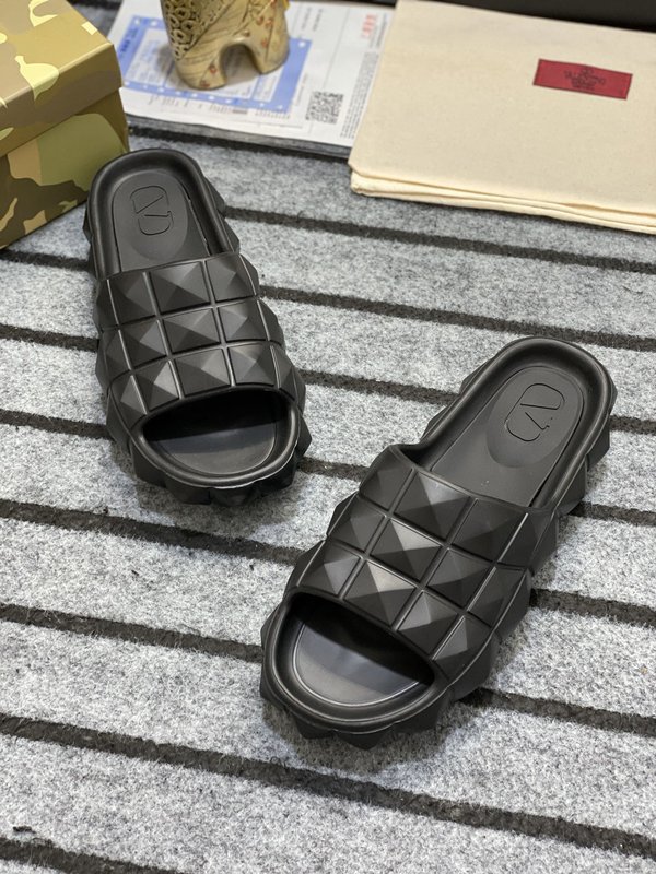 발렌티노 클래식 슬립온 샌들 001-221526