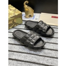 발렌티노 클래식 슬립온 샌들 001-221526
