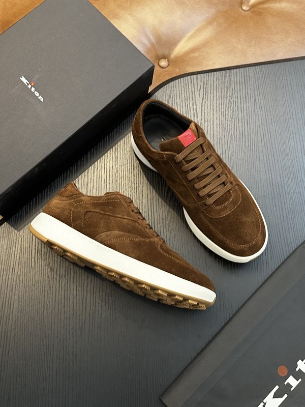 Kiton 남성 송아지 스웨이드 운동화 001-221556