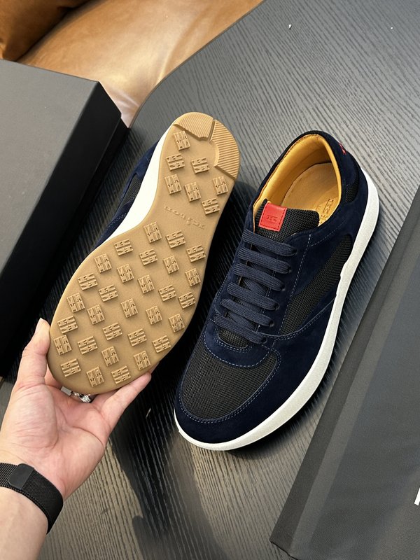 Kiton 남성 스웨이드 럭셔리 운동화 001-221558
