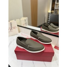 발렌티노 남성 트리플 스티치 소가죽 로퍼 001-221574
