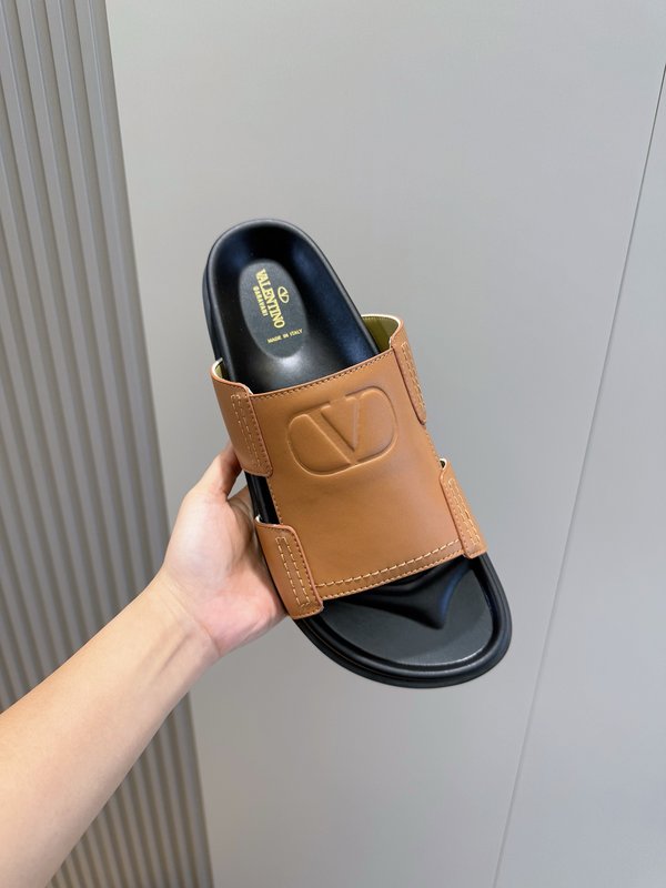 발렌티노 Valentino 남성 슬리퍼 001-221583