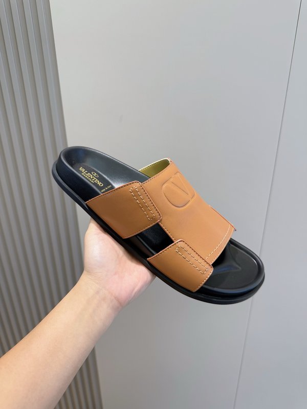 발렌티노 Valentino 남성 슬리퍼 001-221583