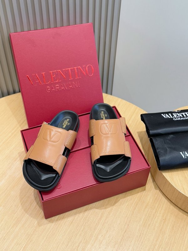 발렌티노 Valentino 남성 슬리퍼 001-221583