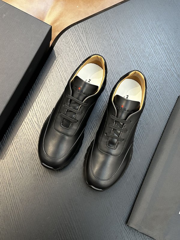 Kiton 남성 송아지 스웨이드 운동화 001-221586