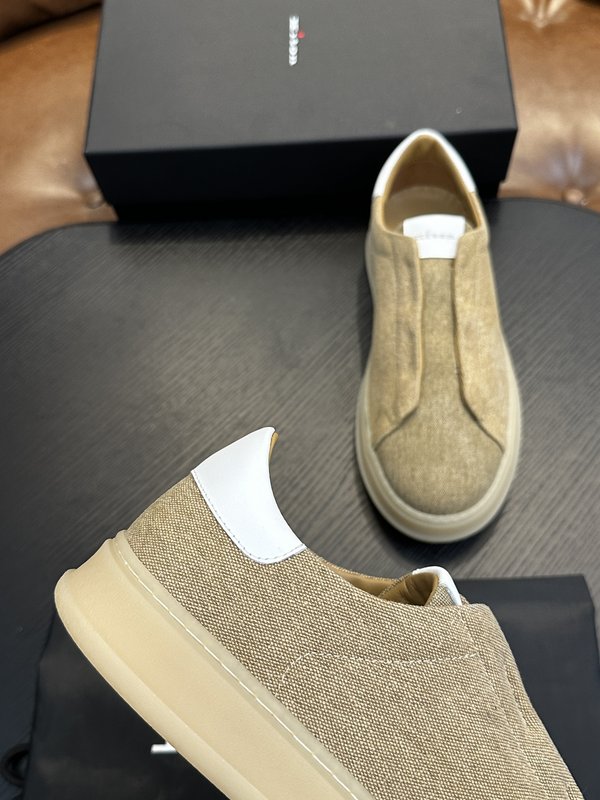 Kiton 남성 소가죽 스니커즈 001-221663