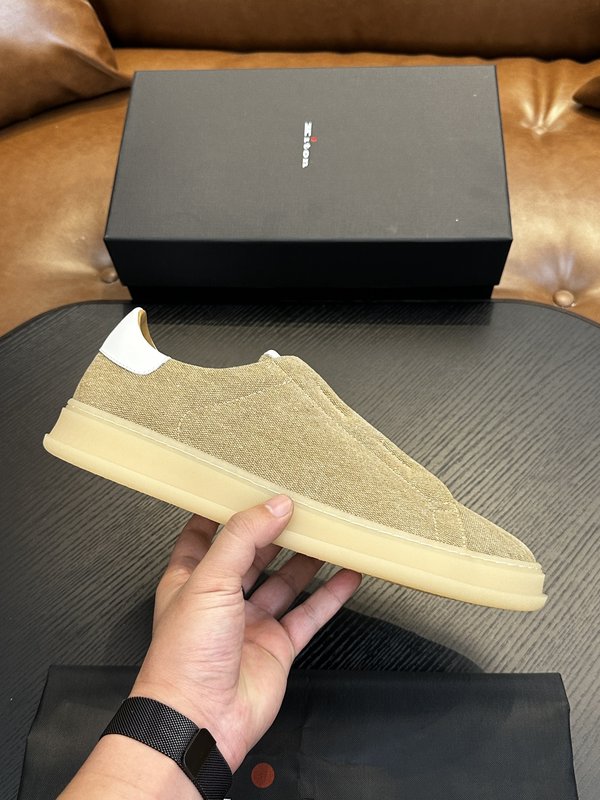 Kiton 남성 소가죽 스니커즈 001-221663