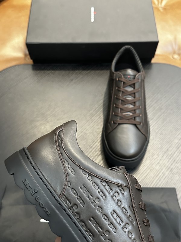 Kiton 남성 송아지 가죽 스니커즈 001-221674