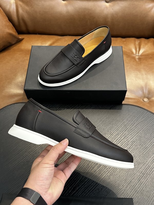 Kiton 남성 소가죽 캐주얼 슈즈 001-221712