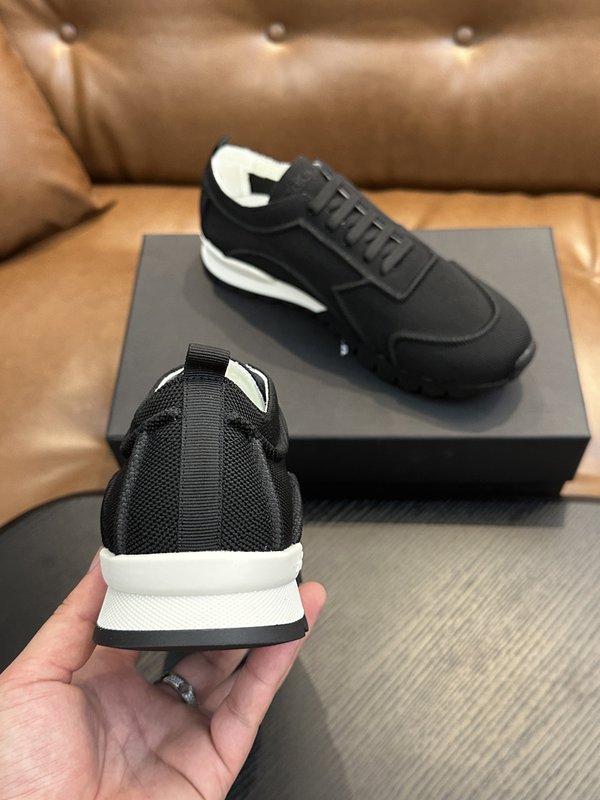Kiton 남성 니트 소재 운동화 001-221735