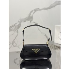 광택 플랩 숄더백 001-221762