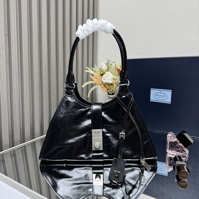 프라다 기하학적 라인 사다리꼴 핸드백 숄더백 001-221835