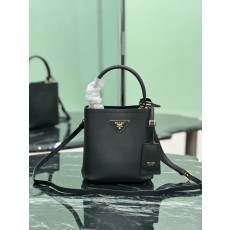 클래식 사피아노 레더 버킷백 001-221858