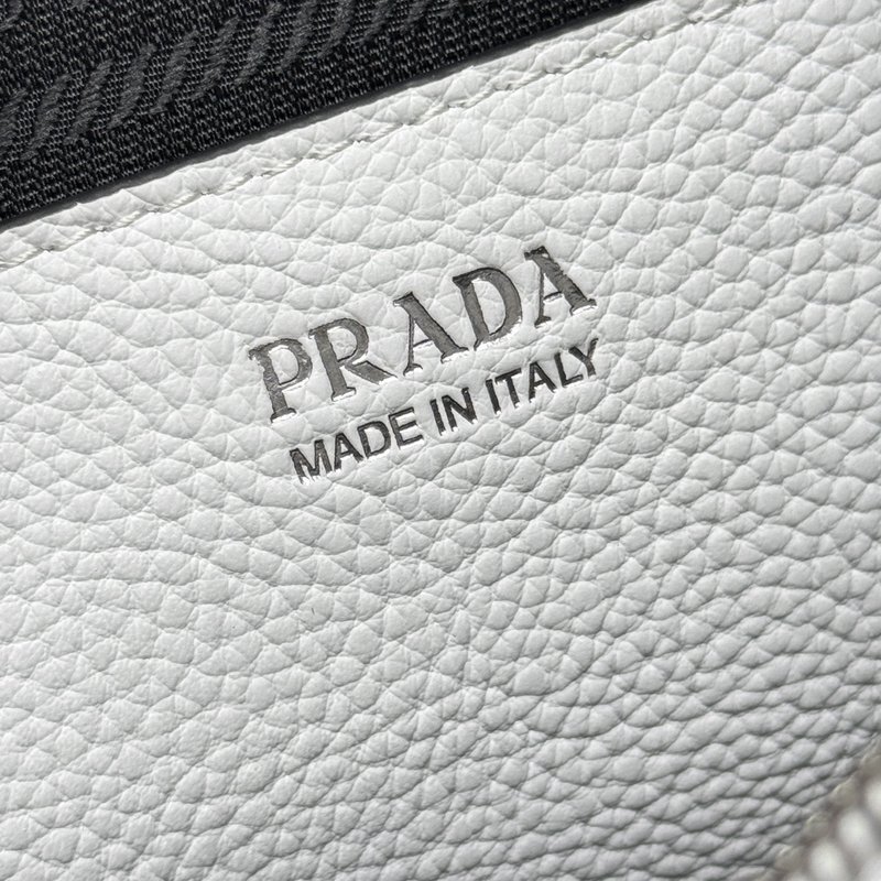 프라다 사피아노 가죽 투웨이 숄더백 001-221993