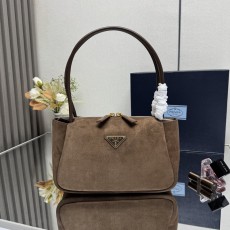 프라다 스웨이드 숄더백 001-222002