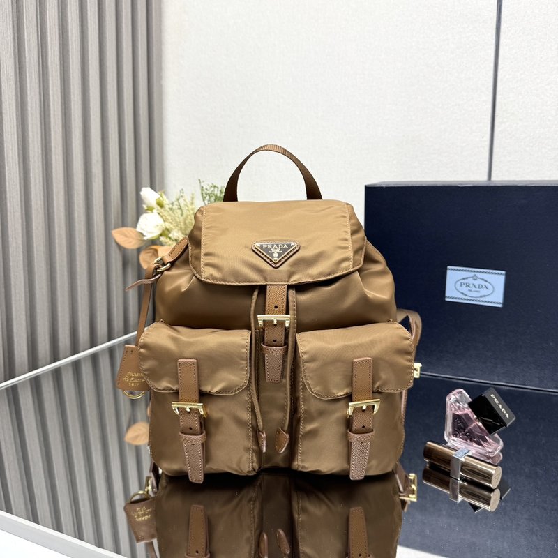 프라다 클래식 나일론 백팩 001-222031